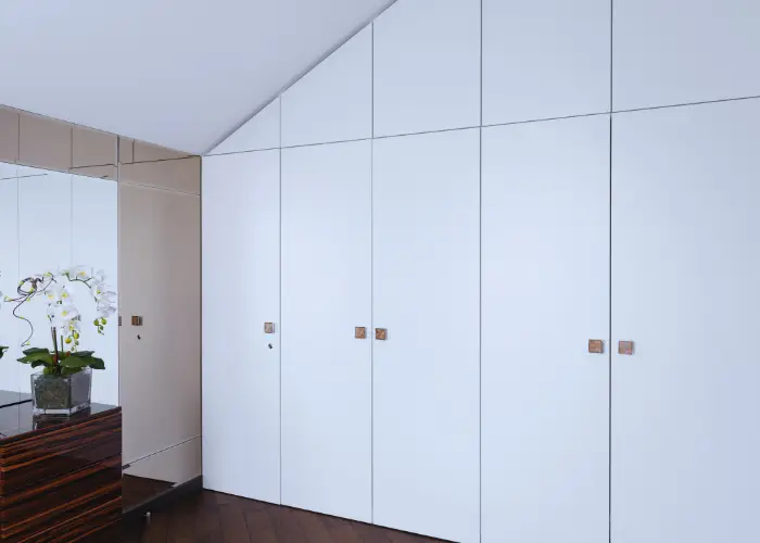 Custom made to measure built in wardrobes UK
